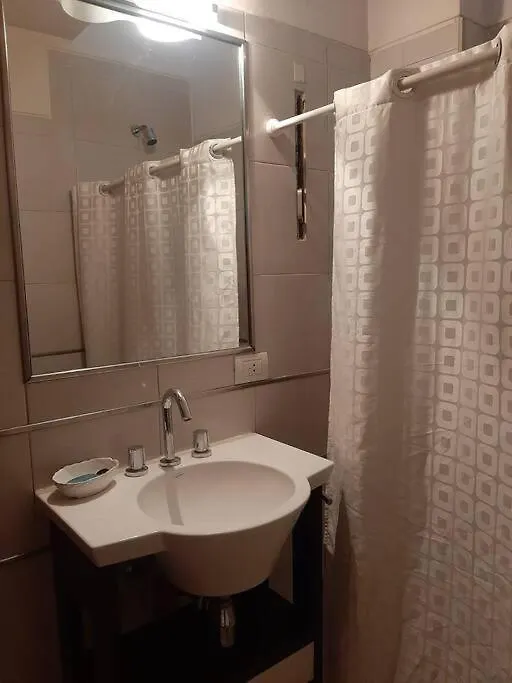 מנדוזה Casa Quinta Seccion A 150 Metros Parque San Martin Y 300 Metros Av Aristides Villanueva בית נופש