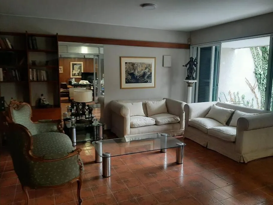 בית נופש מנדוזה Casa Quinta Seccion A 150 Metros Parque San Martin Y 300 Metros Av Aristides Villanueva