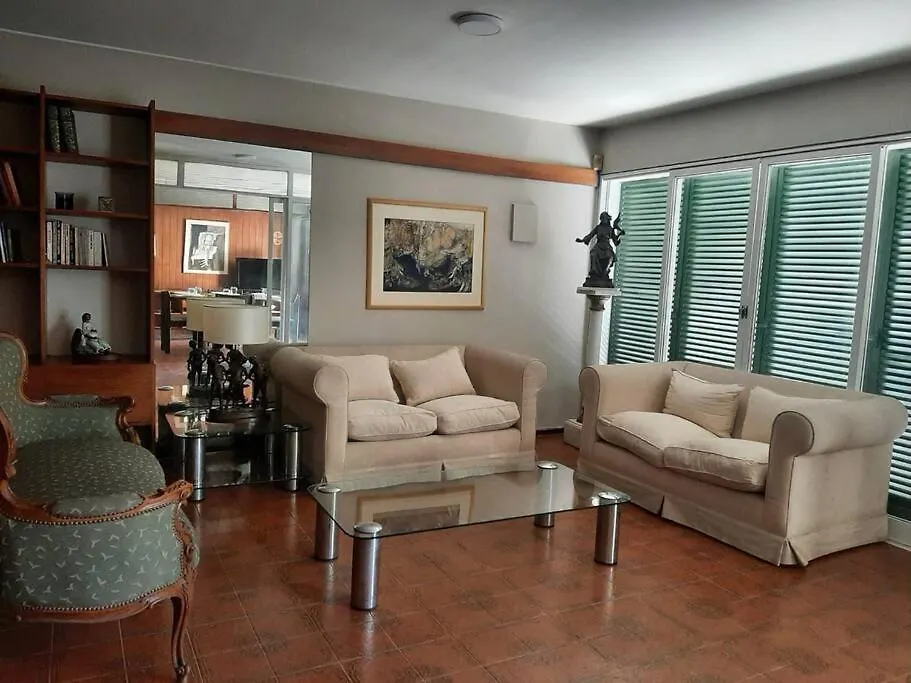 Casa Quinta Seccion A 150 Metros Parque San Martin Y 300 Metros Av Aristides Villanueva 멘도사 0*,  아르헨티나