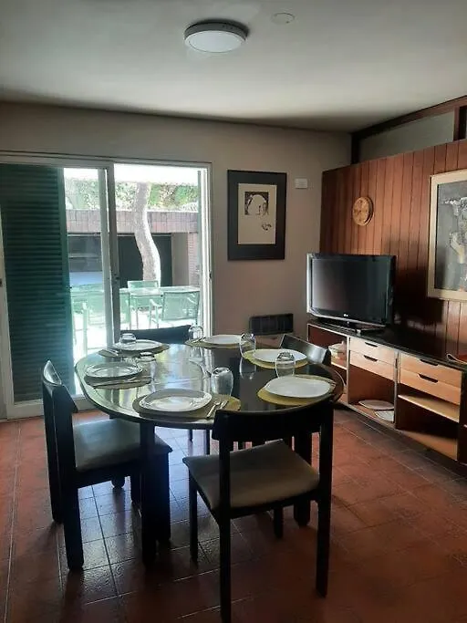 Casa Quinta Seccion A 150 Metros Parque San Martin Y 300 Metros Av Aristides Villanueva 멘도사 0*,  아르헨티나