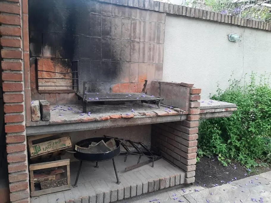 Casa Quinta Seccion A 150 Metros Parque San Martin Y 300 Metros Av Aristides Villanueva 멘도사 펜션